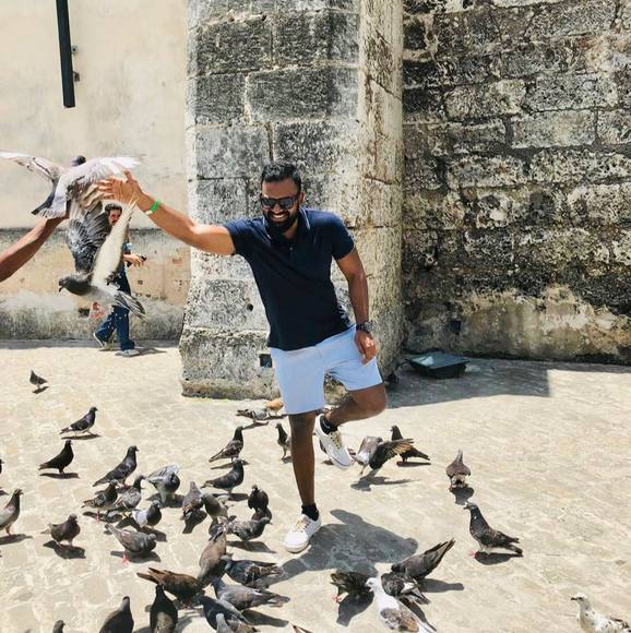 Meet your Posher, Dinesh - Picture 1 of 1